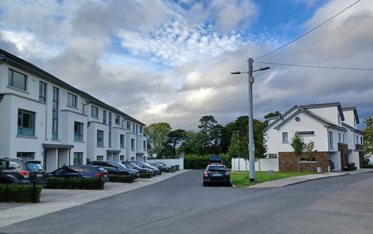 Taney Green Dundrum Taney Green Dundrum